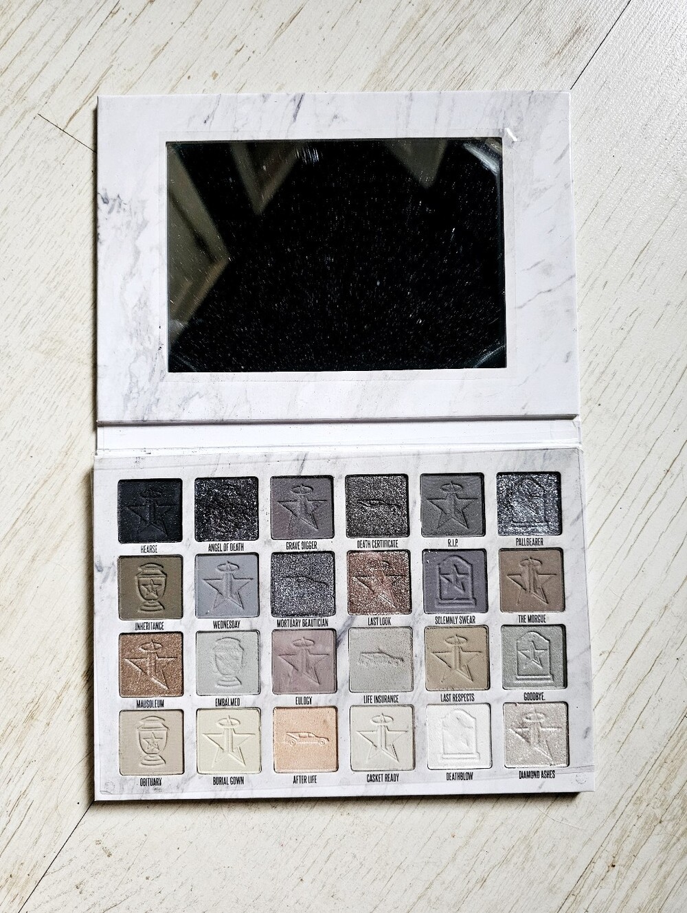 Jeffree Star Cremated Eyeshadow Palette